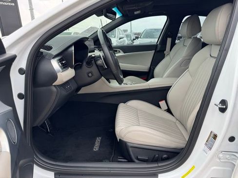 Used 2023 Genesis G70 2.0T w/ Sport Prestige Package image 12