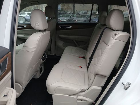 New 2026 Volkswagen Atlas SE image 23