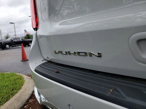 New 2026 GMC Yukon Elevation RWD image 8