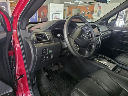 Used 2022 Honda Passport TrailSport image 9