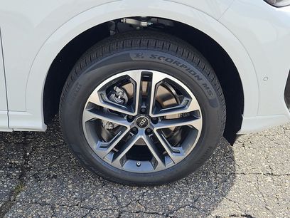 New 2026 Audi Q5 2.0T