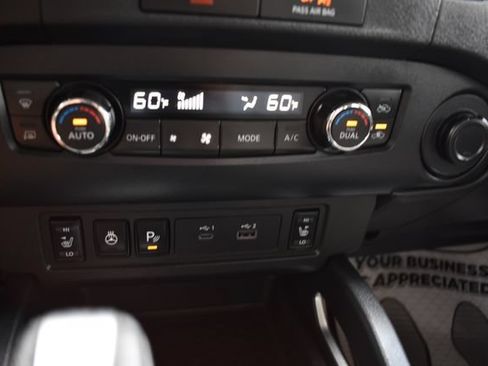 Used 2022 Nissan Frontier SV RWD image 15