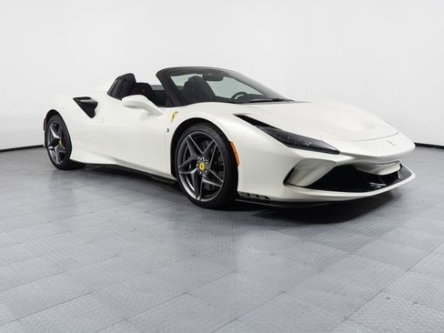 Certified 2023 Ferrari F8 Tributo image 3