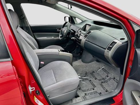 Used 2009 Toyota Prius w/ Pkg 2 FWD image 25