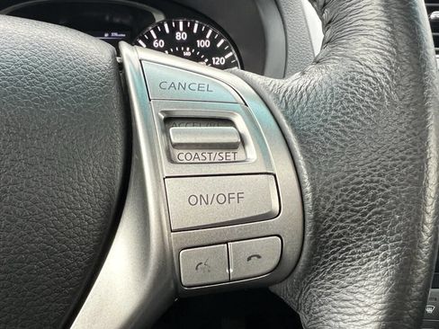 Used 2015 Nissan Altima 2.5 SV w/ Convenience Package FWD image 21