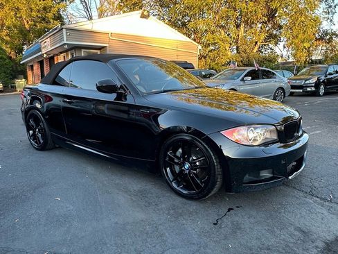 Used 2011 BMW 135i Convertible image 6