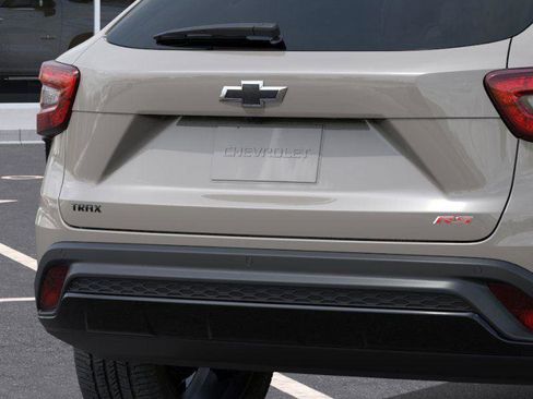 New 2026 Chevrolet Trax RS w/ Driver Confidence Package image 14