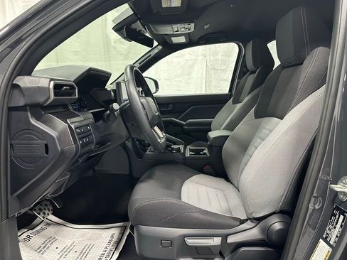 Used 2025 Toyota 4Runner TRD Sport AWD/4WD image 12