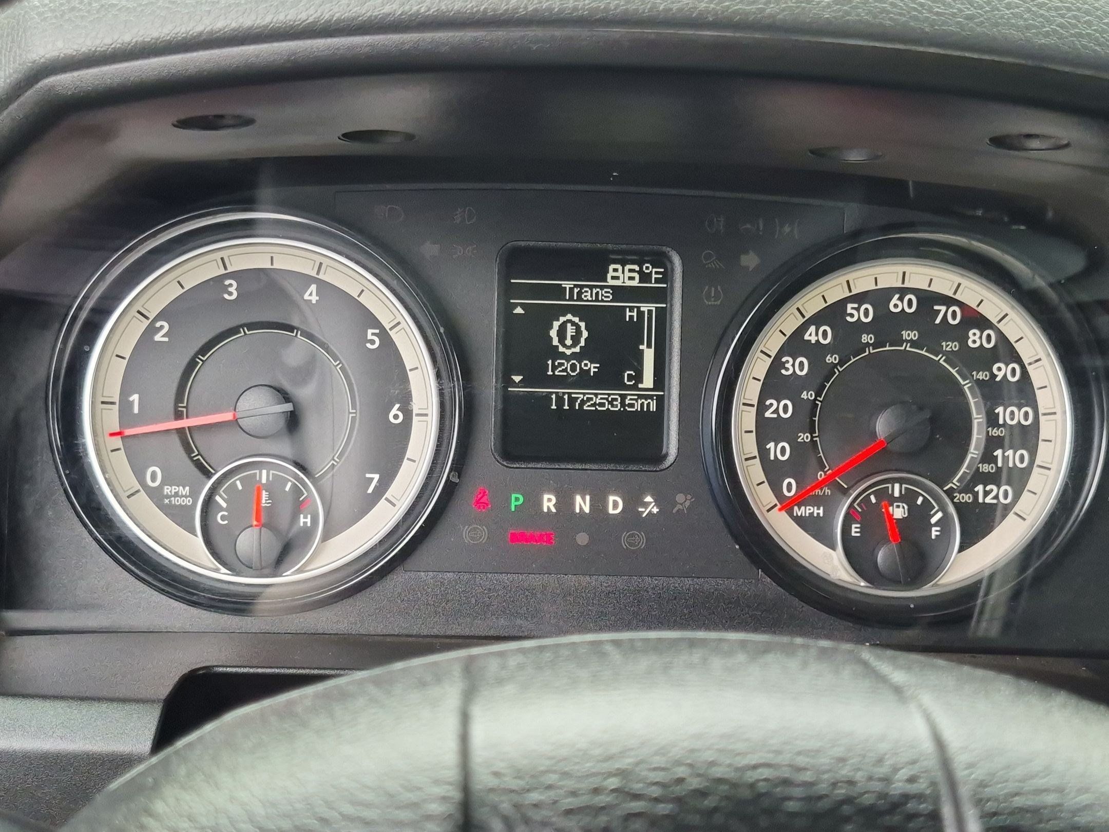 Used 2018 RAM 2500 Tradesman w/ Chrome Appearance Group AWD/4WD image 14