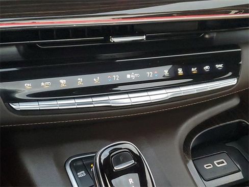 Used 2022 Cadillac Escalade Sport w/ LPO, Floor Liner Package image 17