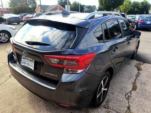 Used 2023 Subaru Impreza 2.0i Premium image 16
