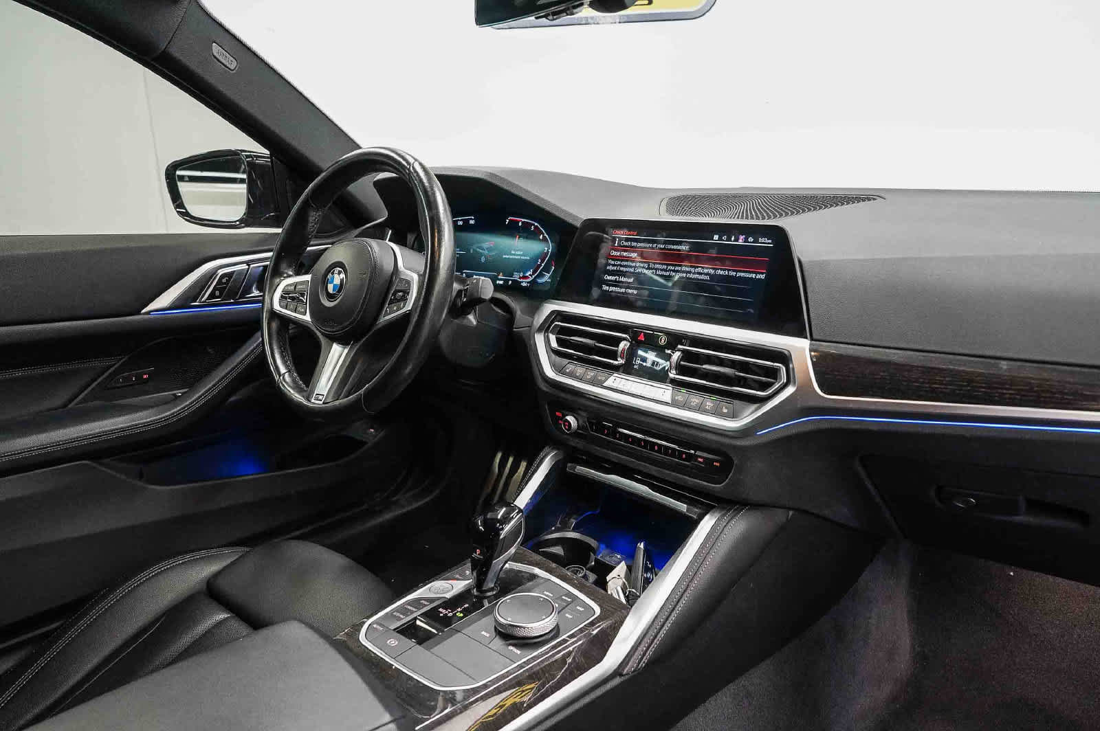 Used 2022 BMW 430i Coupe w/ M Sport Package RWD image 12