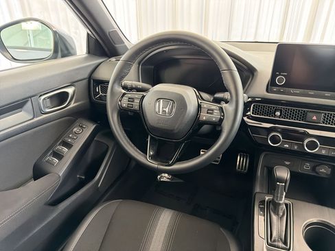 Used 2024 Honda Civic Sport image 25
