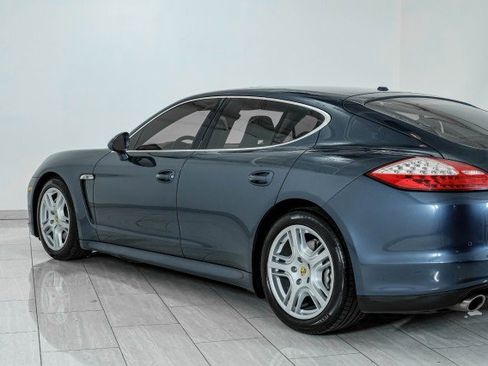 Used 2011 Porsche Panamera S image 51