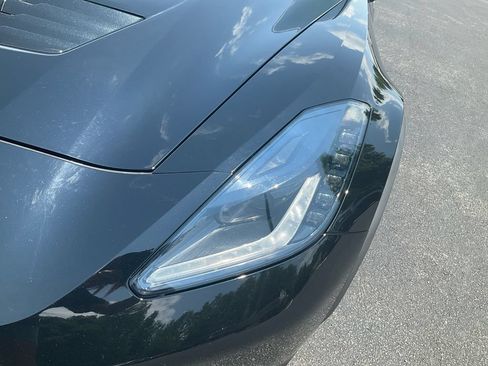 Used 2018 Chevrolet Corvette Z06 RWD image 9