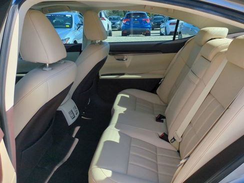 Used 2017 Lexus ES 350 image 12