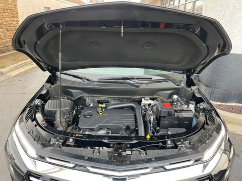 Used 2025 Chevrolet Equinox LT image 31