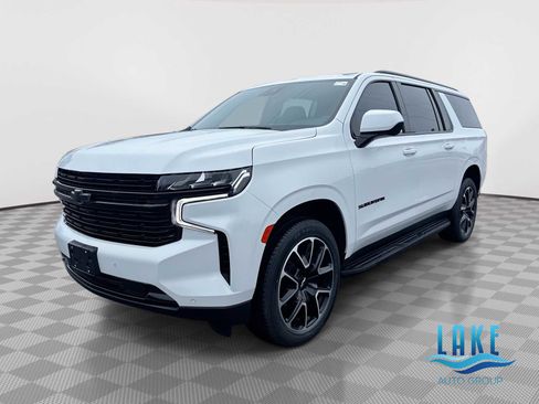 Certified 2023 Chevrolet Suburban RST image 1