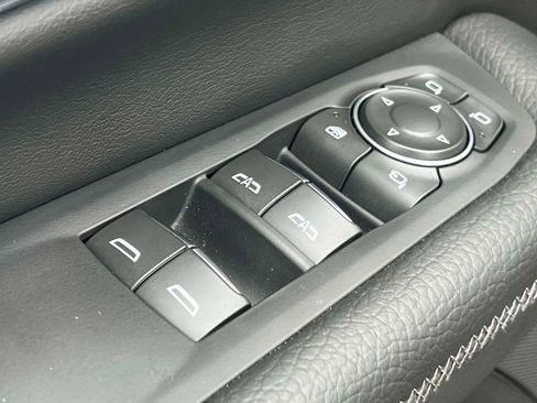Used 2026 GMC Yukon XL Denali w/ Sun & Power Step Package AWD/4WD image 20