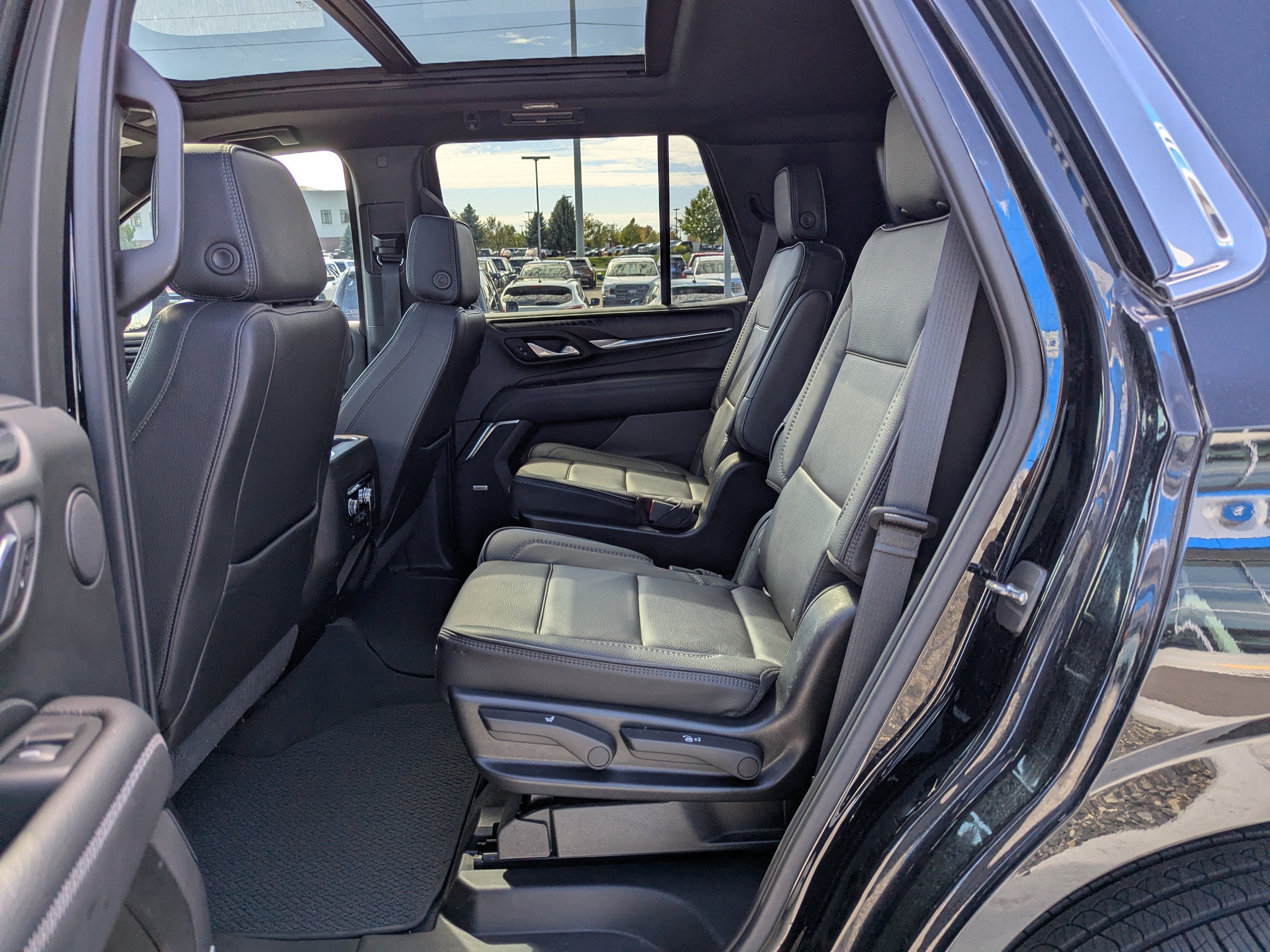 Certified 2021 GMC Yukon Denali AWD/4WD image 34