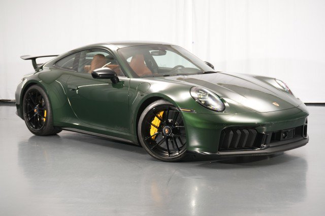 Used 2026 Porsche 911 Carrera 4 GTS AWD/4WD image 9