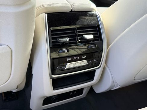 New 2026 BMW X5 M60i w/ Climate Comfort Package AWD/4WD image 20