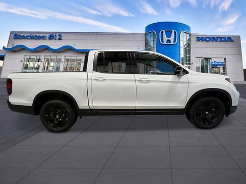 New 2026 Honda Ridgeline Black Edition image 7
