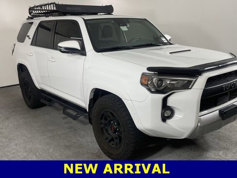 Used 2022 Toyota 4Runner TRD Off-Road Premium image 1