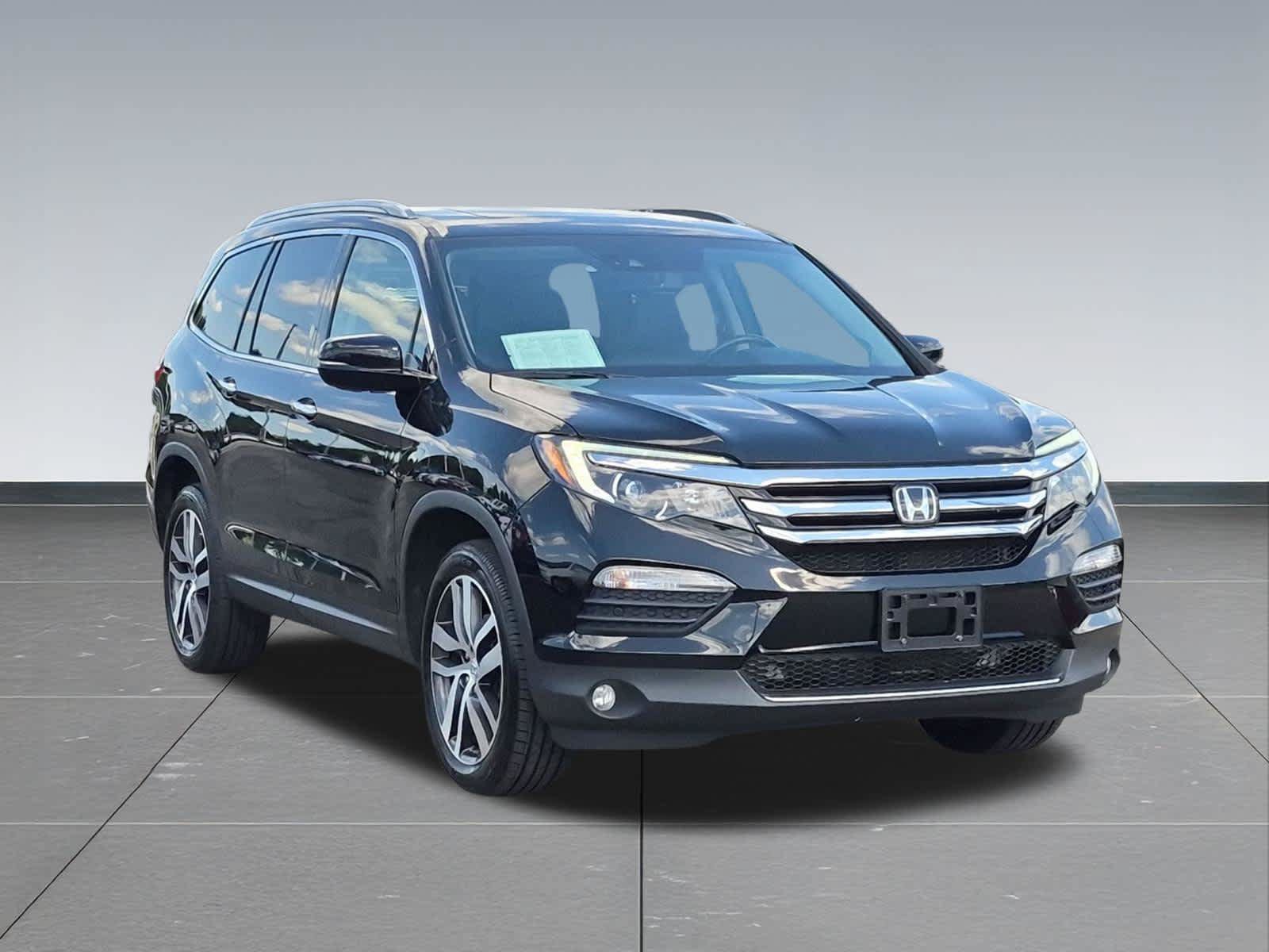 Used 2017 Honda Pilot Elite image 8