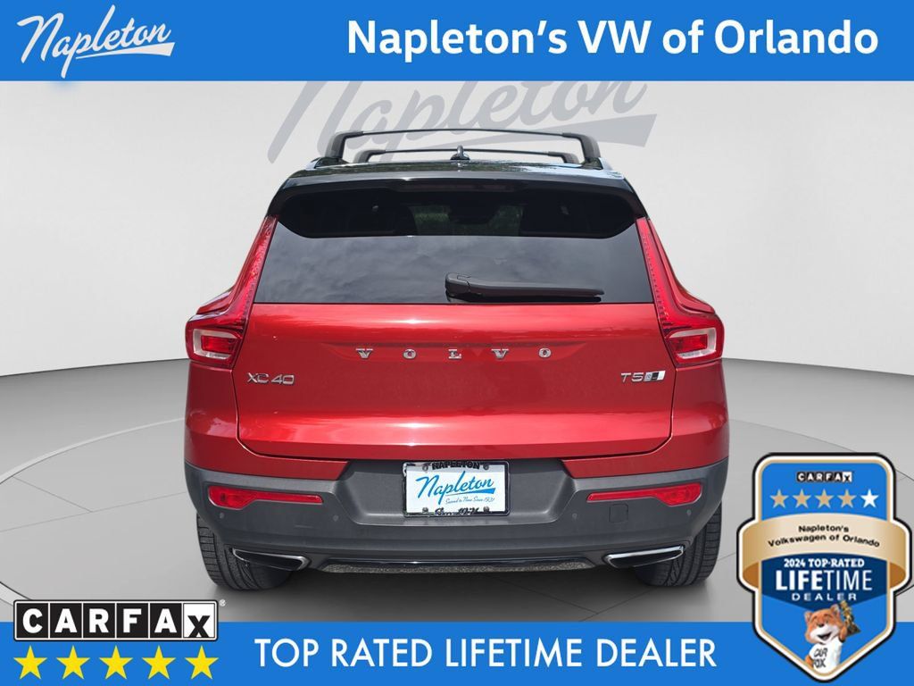 Used 2020 Volvo XC40 T5 R-Design w/ Protection Package Premier AWD/4WD image 4