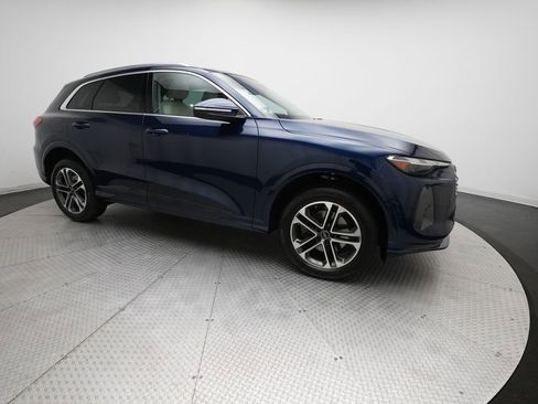 Used 2025 Audi Q5 Premium w/ Convenience Package AWD/4WD image 38