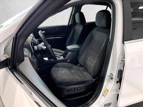 Used 2023 Chevrolet Equinox LT FWD image 27