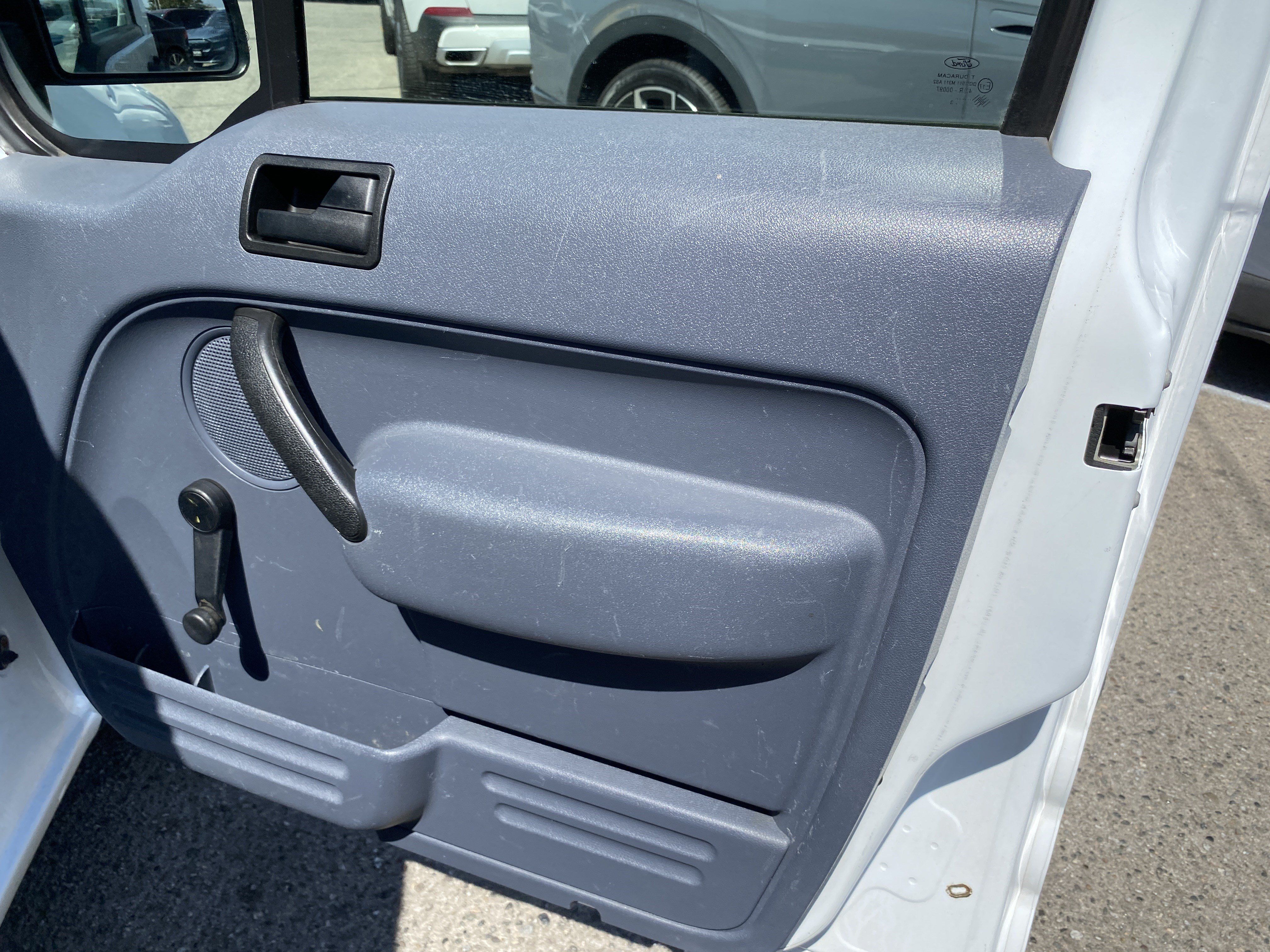 Used 2013 Ford Transit Connect XL FWD image 22