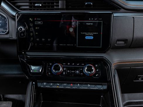 Used 2024 GMC Sierra 2500 AT4 w/ AT4 Preferred Package image 23