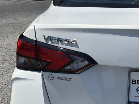 Certified 2025 Nissan Versa SV w/ Trunk Package FWD image 5