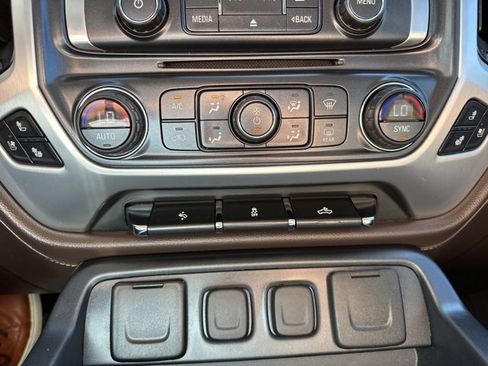 Used 2018 GMC Sierra 1500 SLT w/ Texas SLT Premium Package image 18