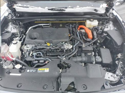 Used 2023 Toyota Crown LIMITED w/ Advanced Technology Package image 9