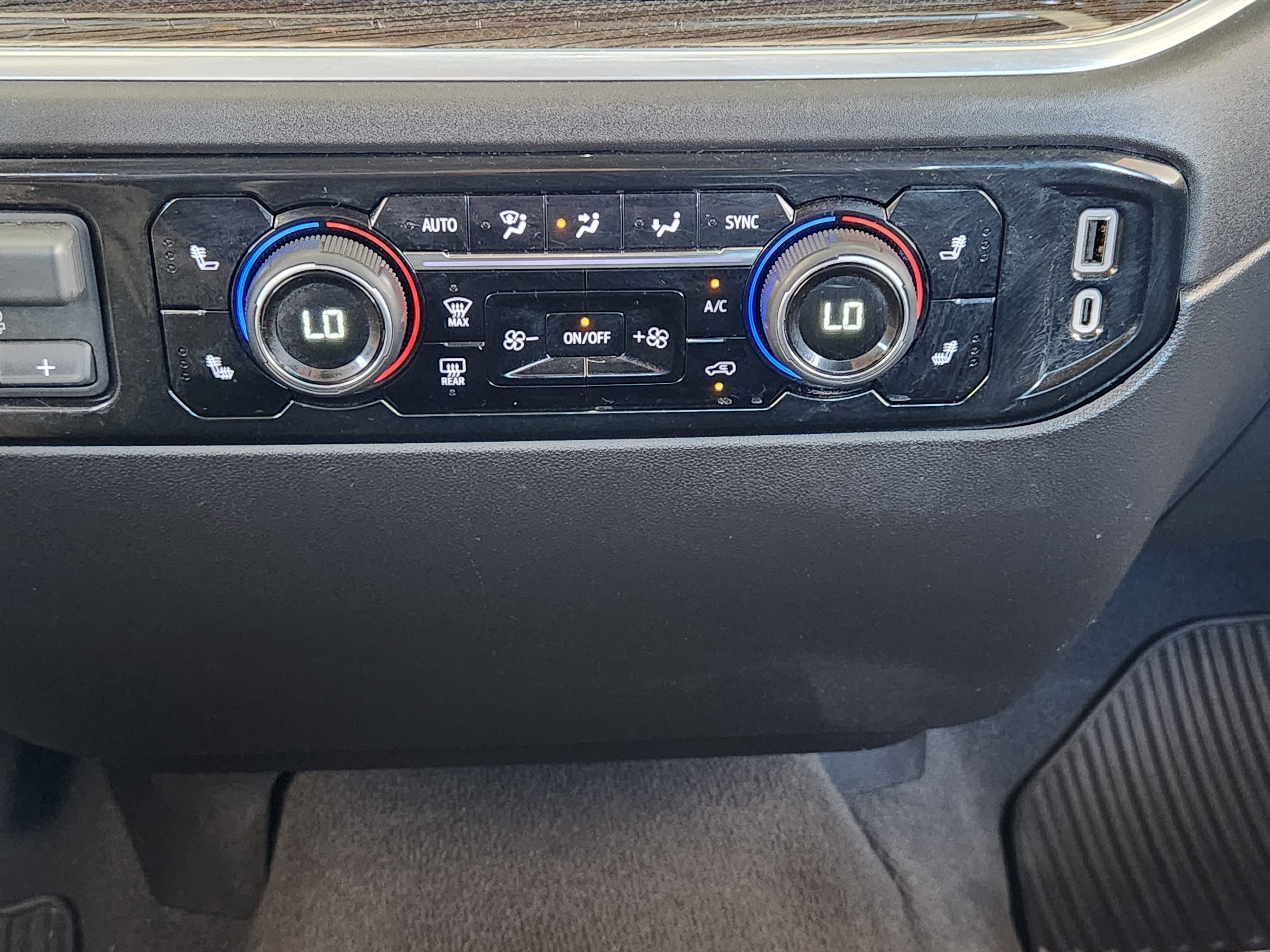 Used 2026 Chevrolet Silverado 1500 RST RWD image 20