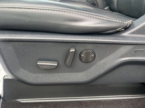 Used 2022 Ford F150 XLT w/ Equipment Group 302A High image 21