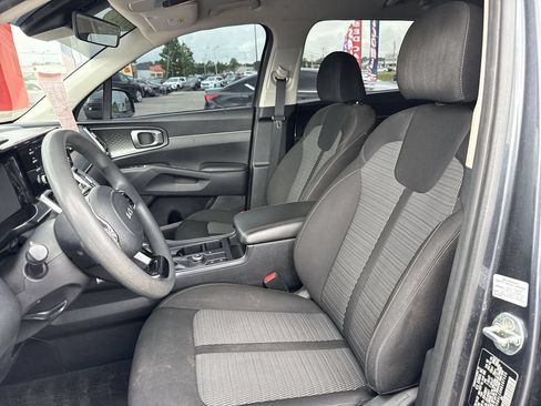 Used 2022 Kia Sorento LX FWD image 22