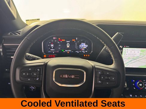 Used 2025 GMC Sierra 2500 AT4 AWD/4WD image 16