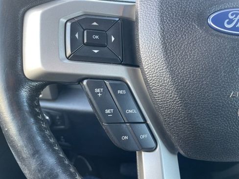 Used 2018 Ford F250 Lariat w/ Lariat Ultimate Package image 21