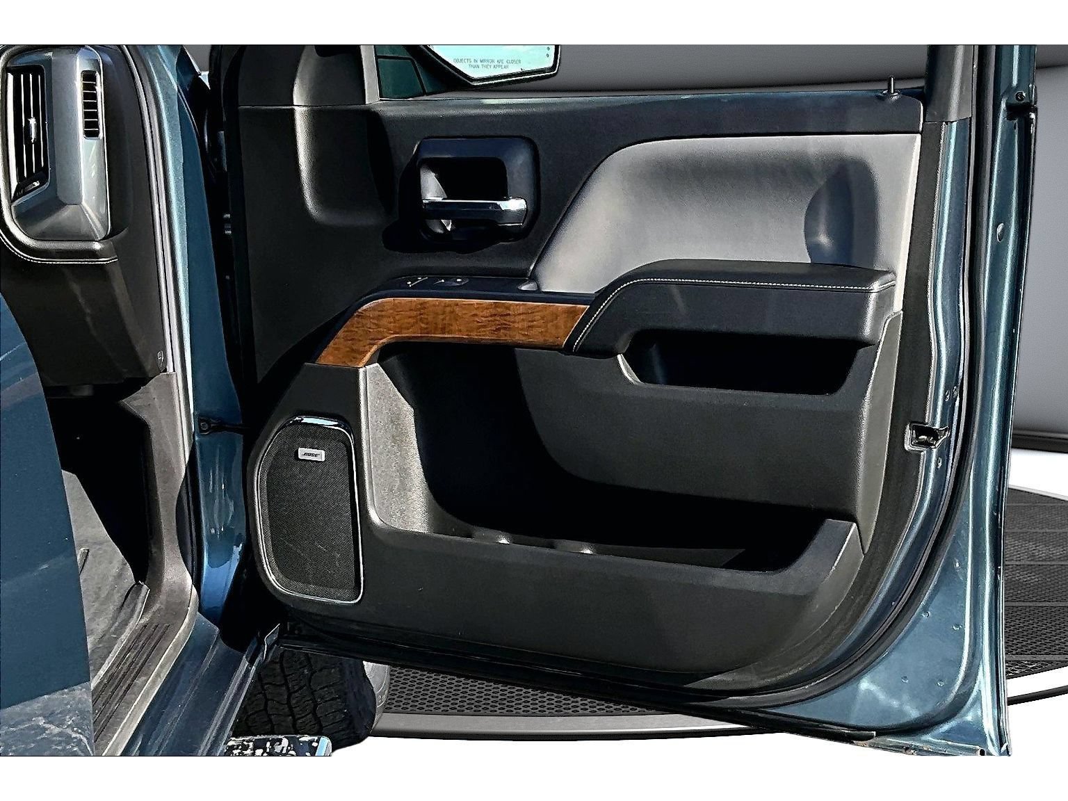 Used 2014 Chevrolet Silverado 1500 LTZ w/ LTZ Plus Package AWD/4WD image 47