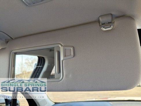 Used 2025 Kia Sorento SX image 71