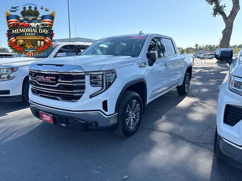 Used 2025 GMC Sierra 1500 SLT AWD/4WD image 1