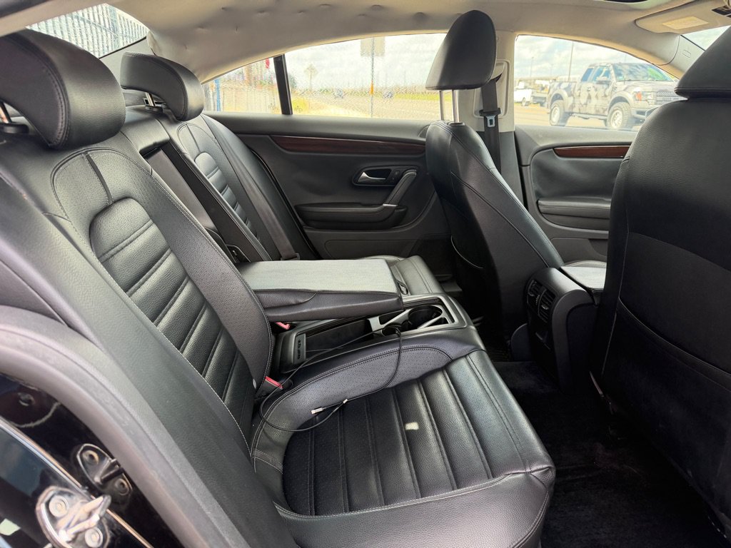 Used 2012 Volkswagen CC Lux Limited FWD image 20
