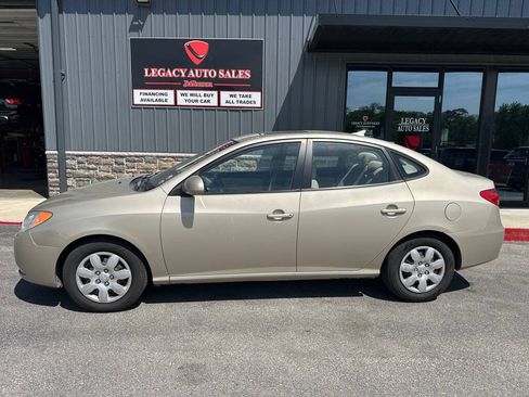 Used 2009 Hyundai Elantra GLS FWD image 1