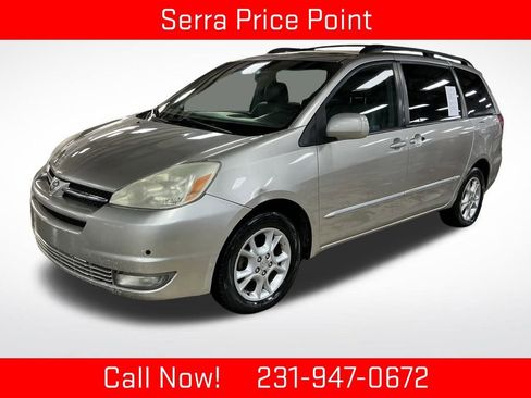 Used 2004 Toyota Sienna XLE Limited image 1