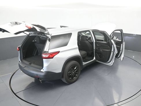 Used 2020 Chevrolet Traverse LS FWD image 64