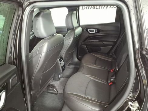 Used 2024 Jeep Compass Limited w/ High Altitude Package AWD/4WD image 9